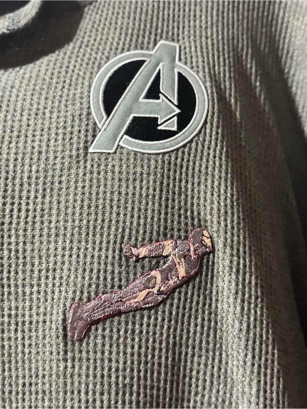 Avengers Dark Grey Waffle “Roadie’s Henley” Size XL - Picture 2 of 8
